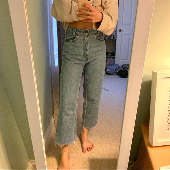 *SOLD* Levi’s Vintage Wide Leg Jeans - Picture 5 of 5